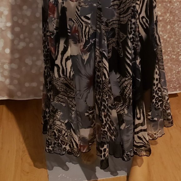 Brand: Midnight Velvet 2X long no sleeve sundress zebra/ leopard print - Picture 2 of 2